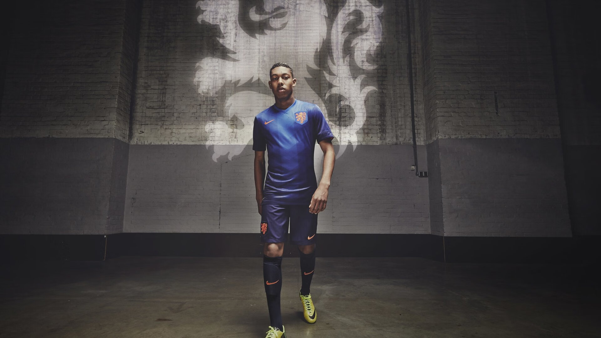 利物浦欲击败沃特福德，冲刺领先位置，利物浦5_0沃特福德